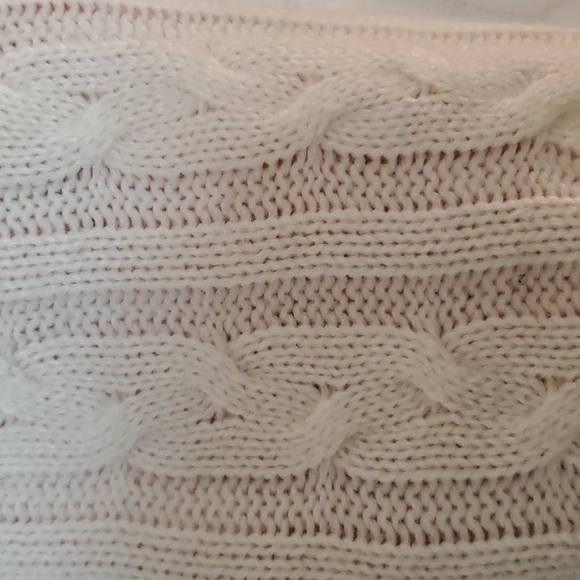 Short Sleeve Cableknit Sweater - Picture 4 of 4